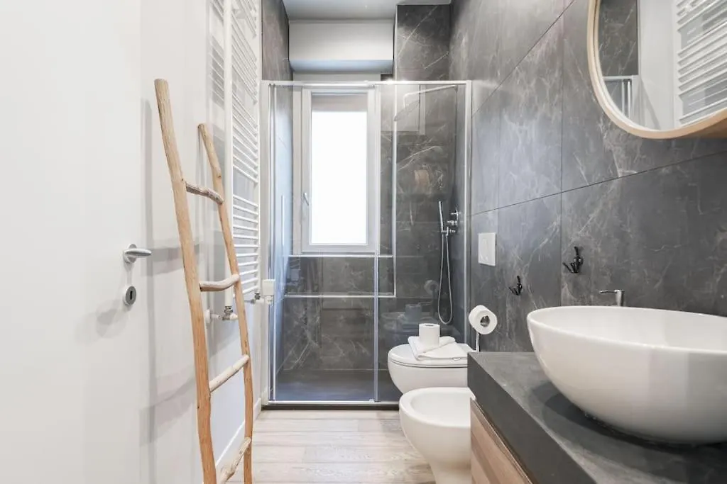 Easylife - Stunning Apartment In Repubblica 밀라노 이탈리아